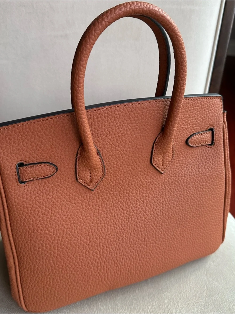 Caramel Structured Top Handle Bag | Gold Hardware | Chic Classic Style - Picture 3 of 17